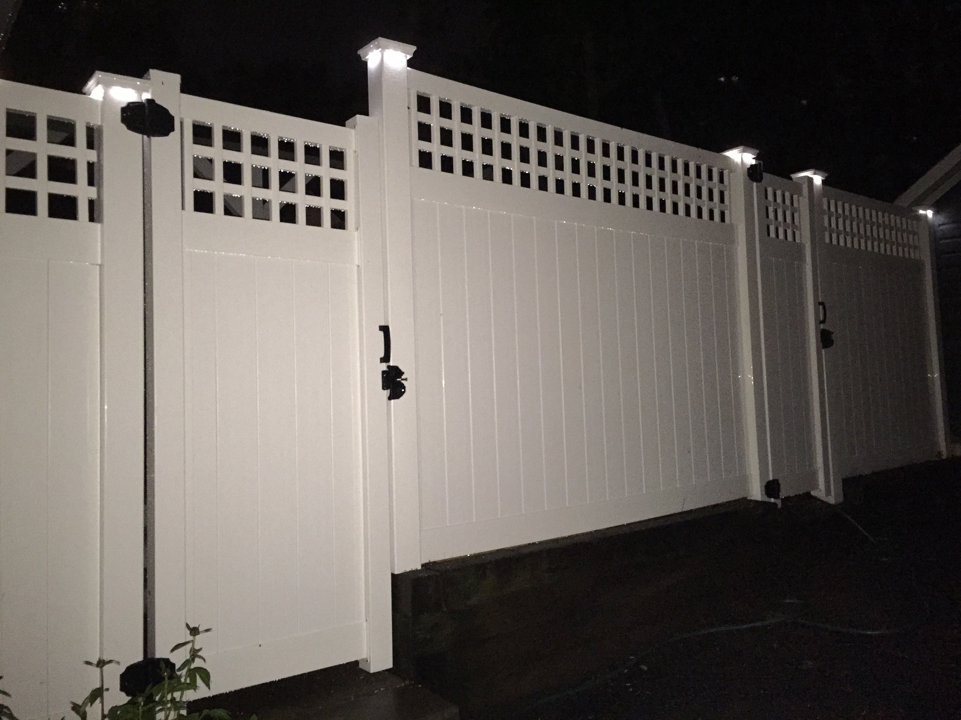 5' to 8' Scottsdale Privacy Fence | Weatherables