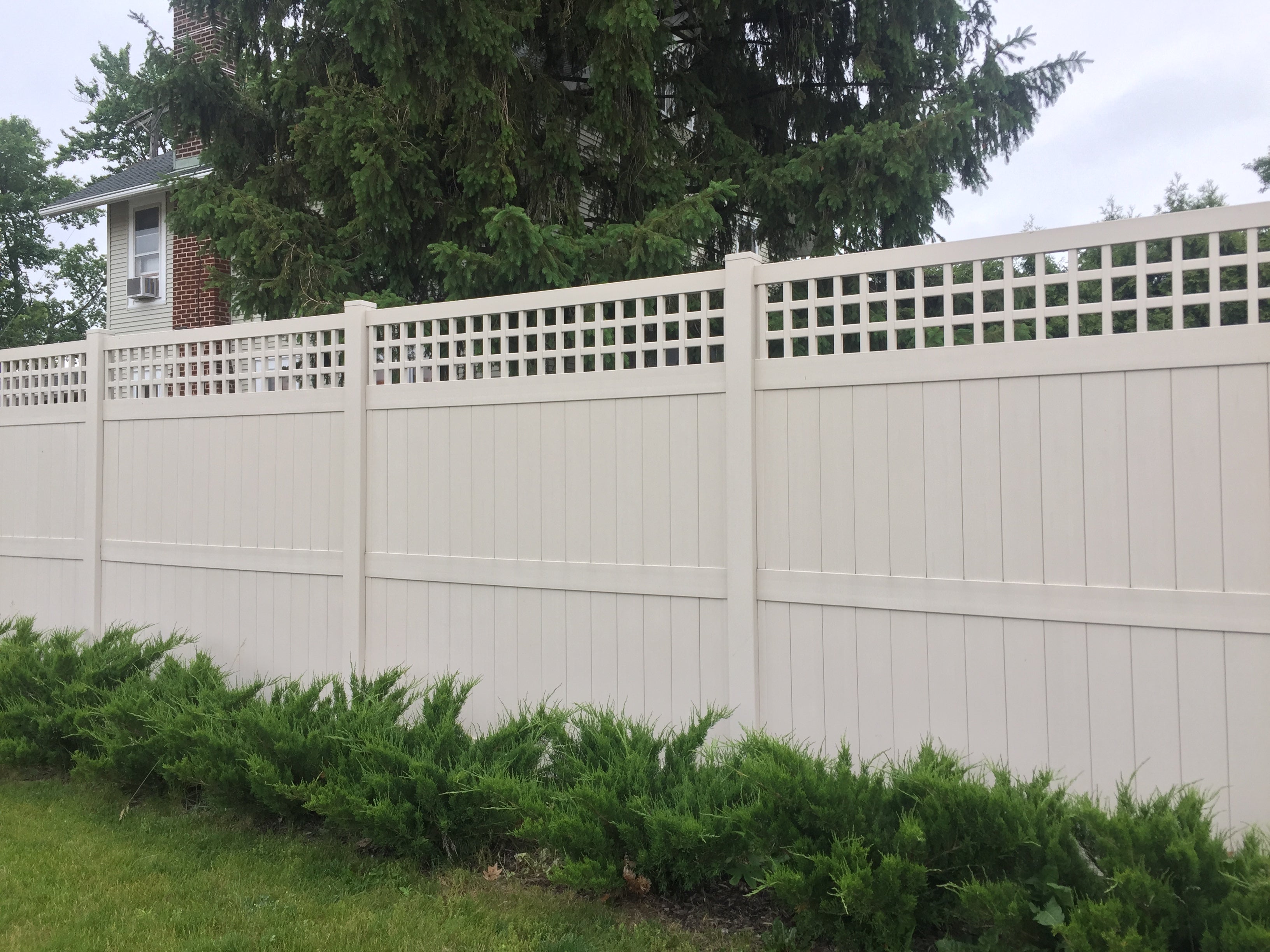 5' to 8' Scottsdale Privacy Fence | Weatherables