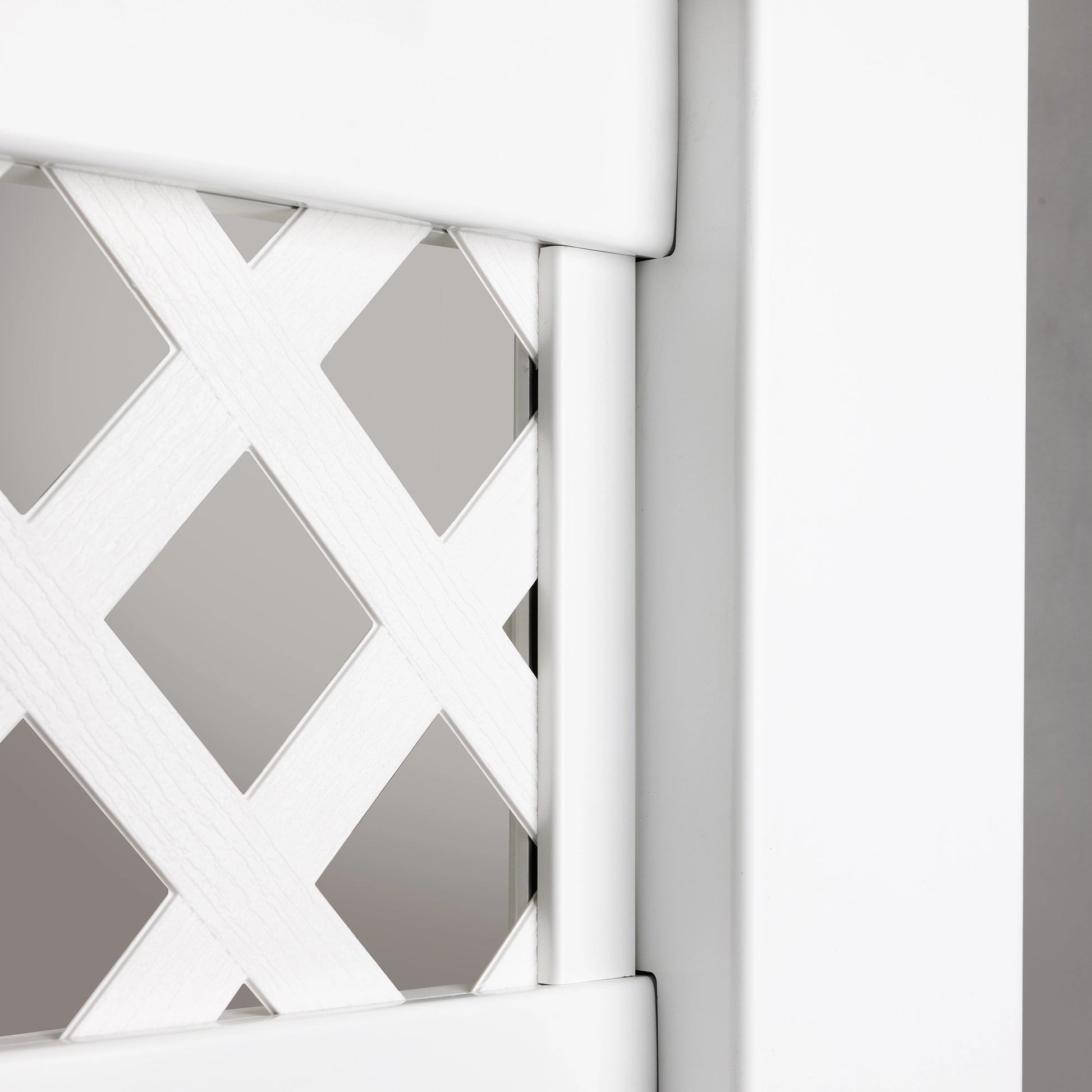 vinyl lattice end cap installed on a lattice fencing.
